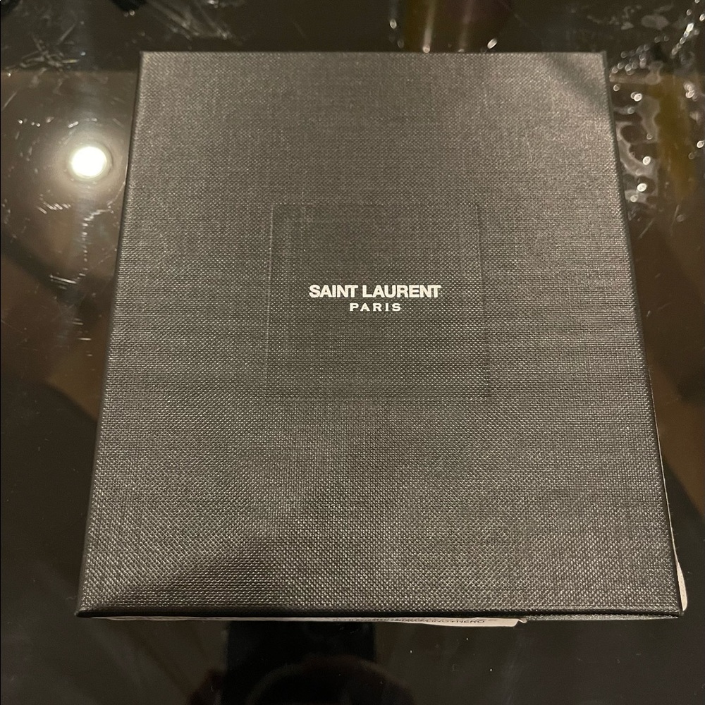 Saint Laurent Wallet - Box and Original Cards Genuine